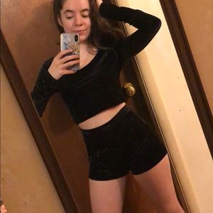 Black shirt crop top!